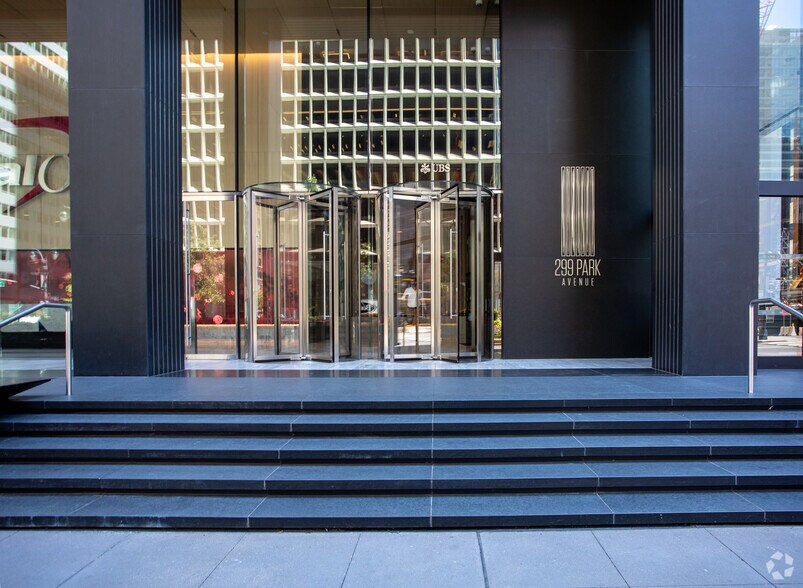 More Photos Of 299 Park Ave, New York Office For Lease