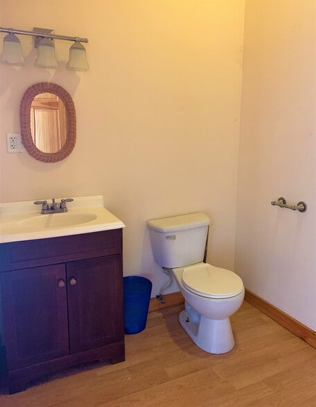 More Photos Of 369 Mansion St, West Coxsackie Freestanding For Sale