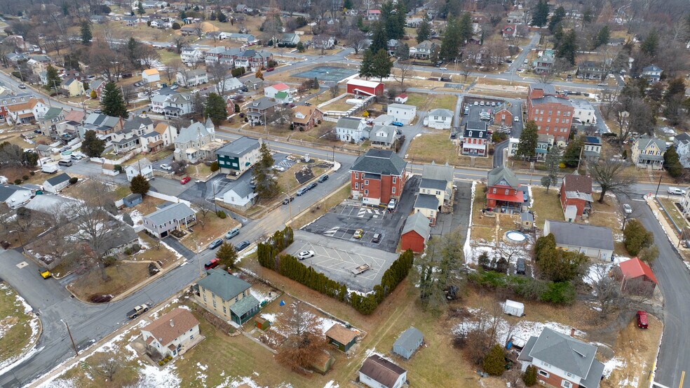 More Photos Of 3540 Saint Lawrence Ave, Reading Loft Creative Space For Sale