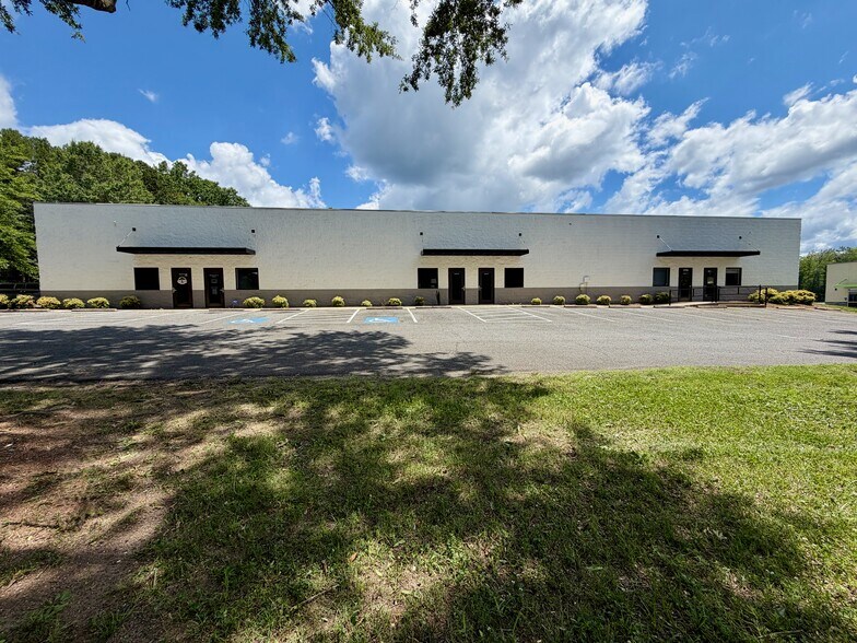 Primary Photo Of 8261 Highway 73 Hwy, Denver Warehouse For Lease
