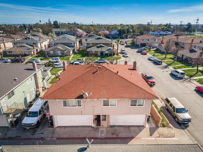More Photos Of 100 Nedra Ct, Sacramento Multifamily For Sale