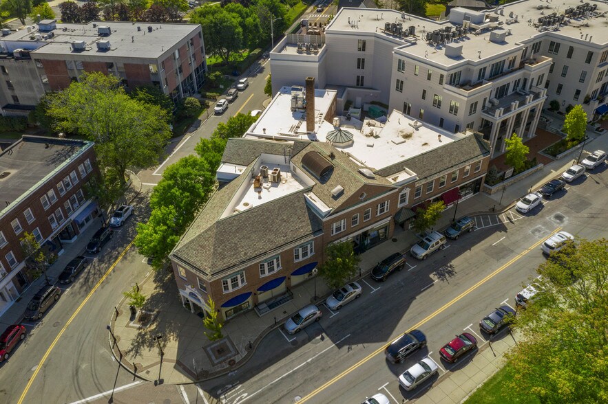 More Photos Of 570-574 Washington St, Wellesley Office For Lease