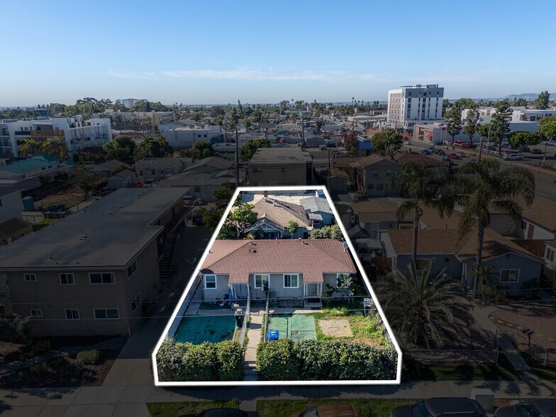 More Photos Of 210-12 Del Mar Ave, Chula Vista Apartments For Sale