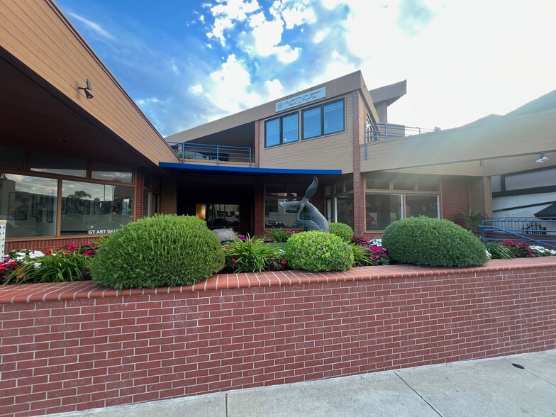 More Photos Of 1540 S Coast Hwy, Laguna Beach Office For Lease