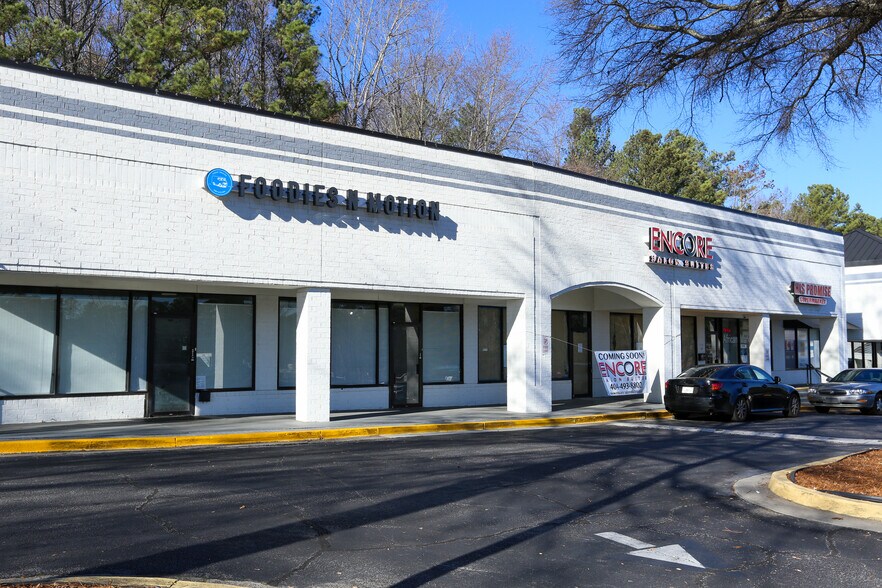 More Photos Of 8610 Roswell Rd, Atlanta Unknown For Lease