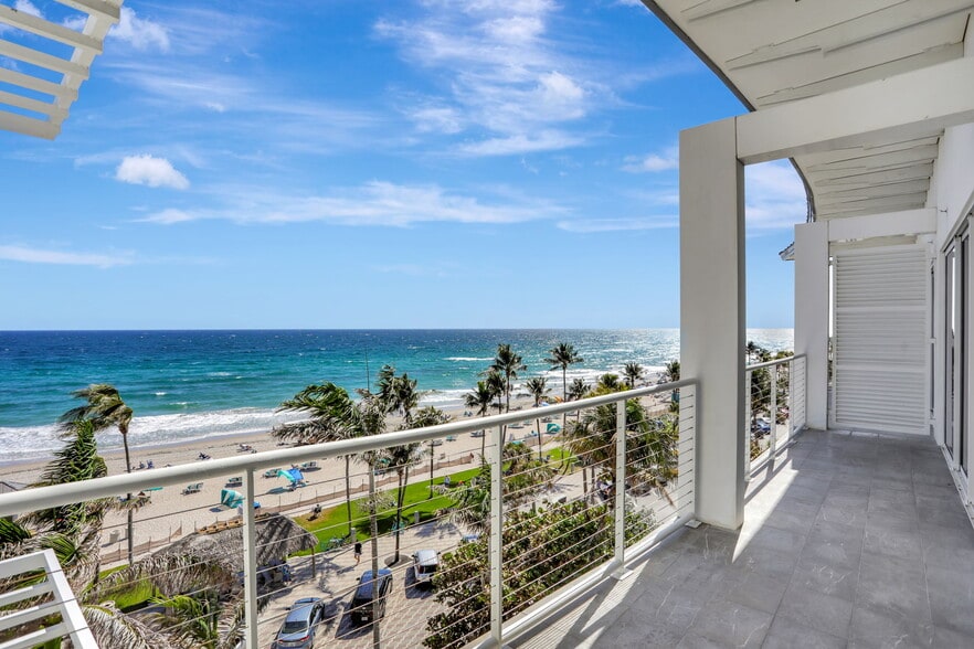 More Photos Of 45 NE 21st Ave, Deerfield Beach Hotel For Sale