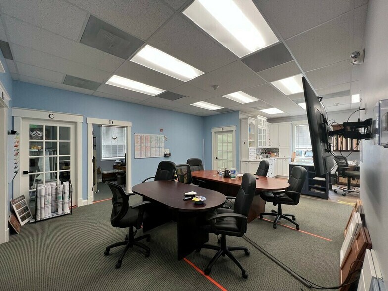 More Photos Of 3179 Braverton St, Edgewater Medical For Lease