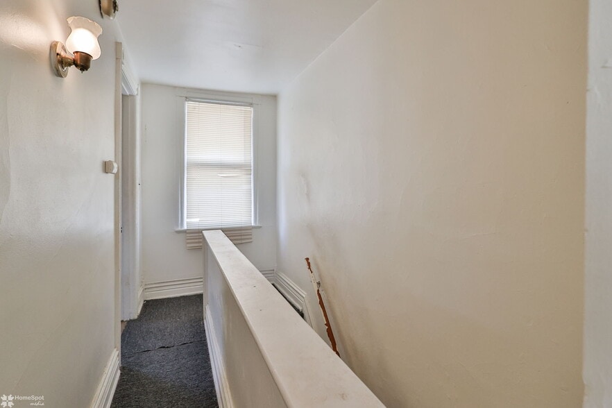 More Photos Of 220 S Madison St, Allentown Specialty For Sale