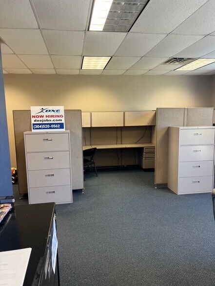 More Photos Of 96 Erskine Ln, Scott Depot Flex For Lease