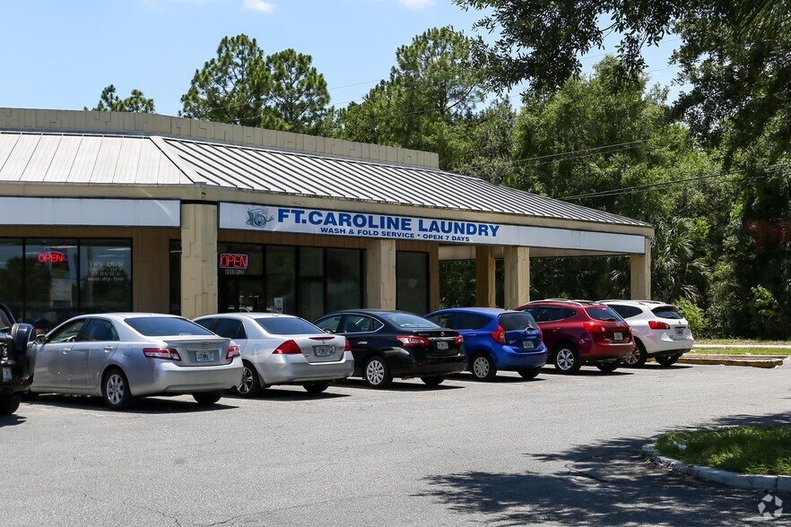 More Photos Of 6060 Fort Caroline Rd, Jacksonville Storefront For Lease