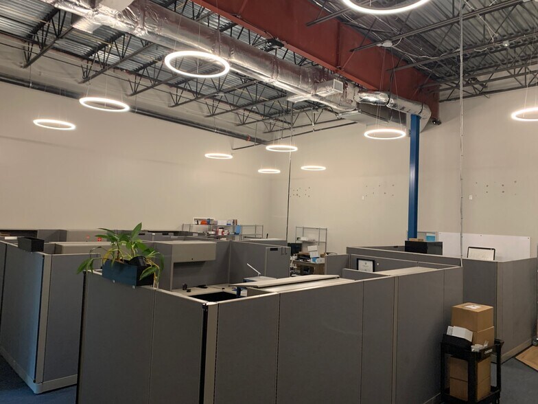 More Photos Of 7519 Pennsylvania Ave, Sarasota Office For Lease