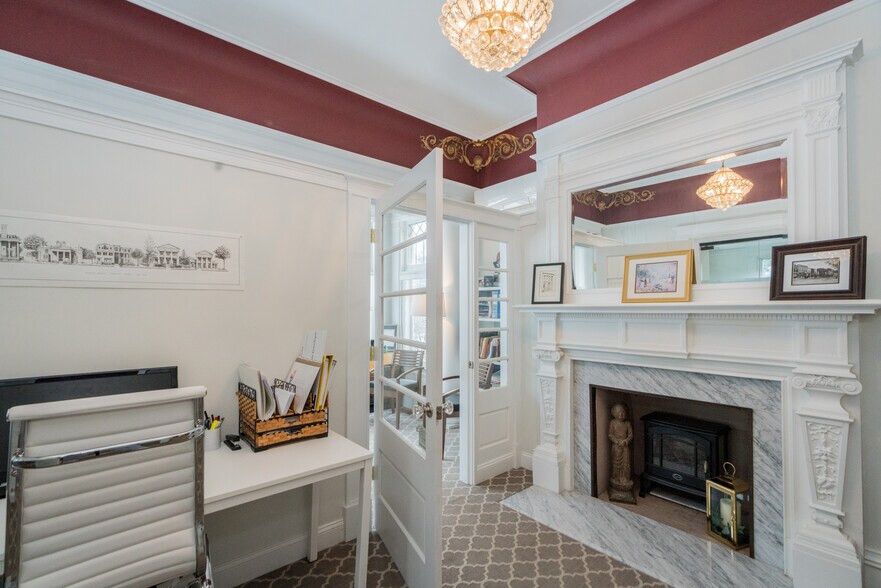 More Photos Of 48 Union Ave, Saratoga Springs Specialty For Sale