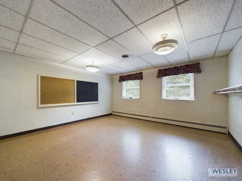 More Photos Of 2405 Bellemeade St, High Point Religious Facility For Sale