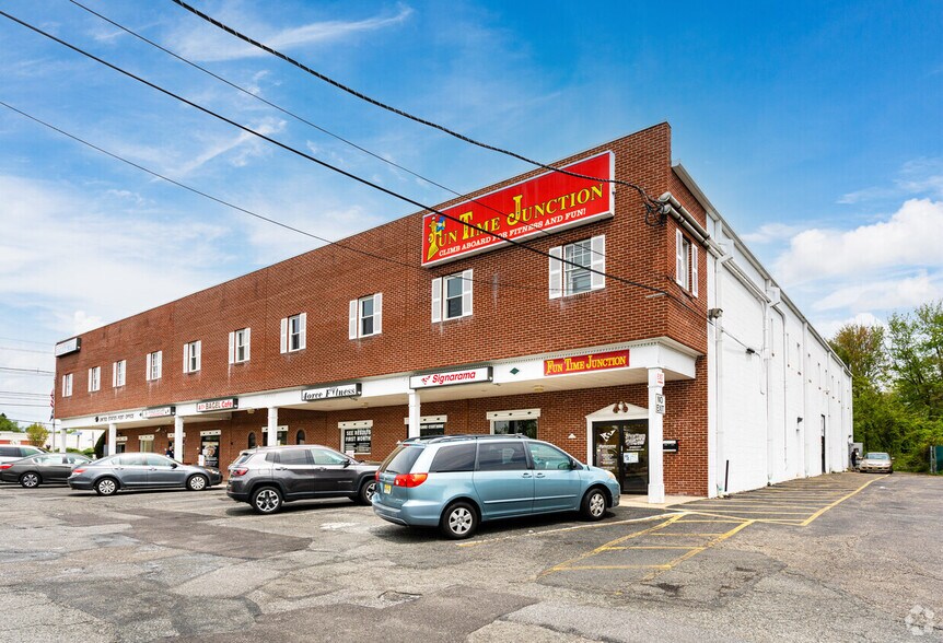 More Photos Of 400 Fairfield Rd, Fairfield Office For Sale