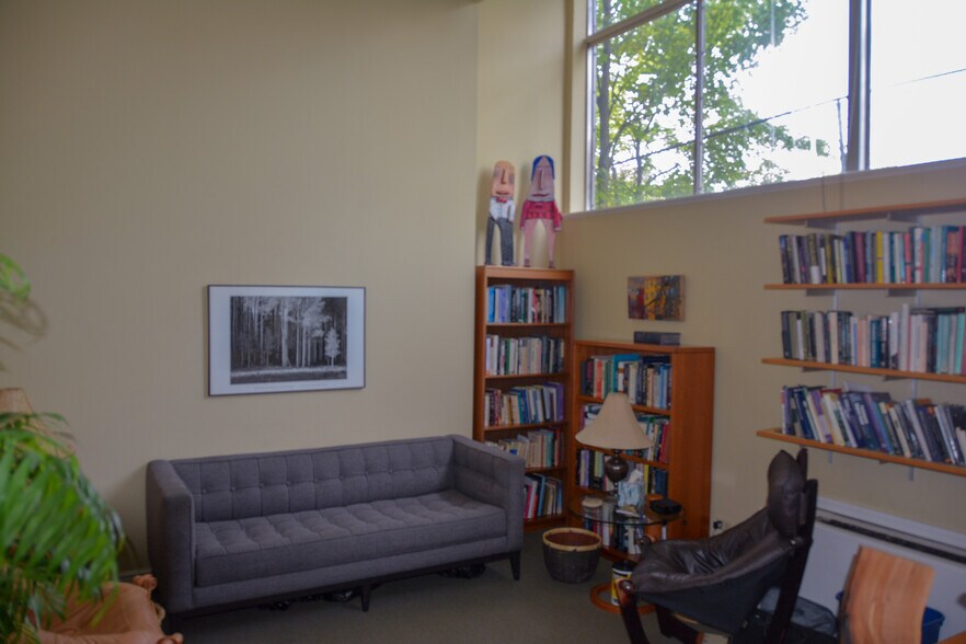 More Photos Of 552 N Neville St, Pittsburgh Apartments For Sale
