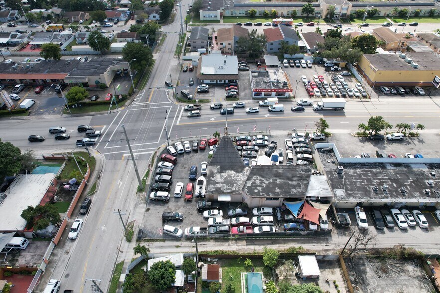 More Photos Of 595 E 9th St, Hialeah Auto Dealership For Sale