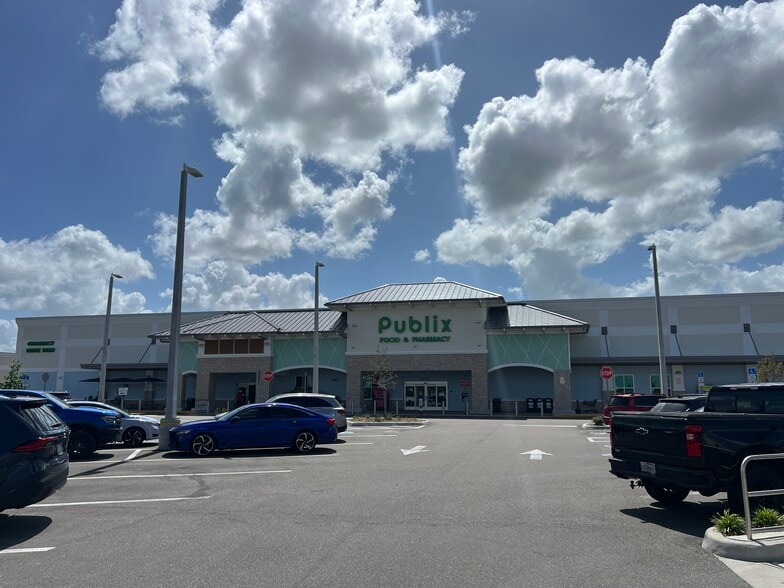 More Photos Of 13135 Kings Lake Dr, Gibsonton Unknown For Lease