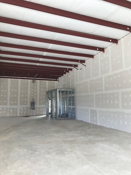 More Photos Of 5720 Pebble Village Ln, Noblesville Storefront Retail Office For Lease