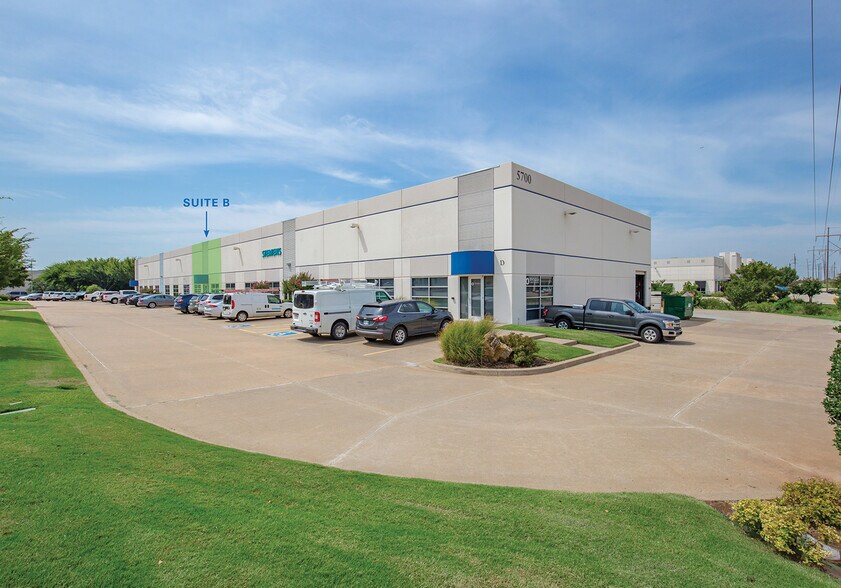 More Photos Of 5700 SW 36th St, Oklahoma City Light Manufacturing For Lease