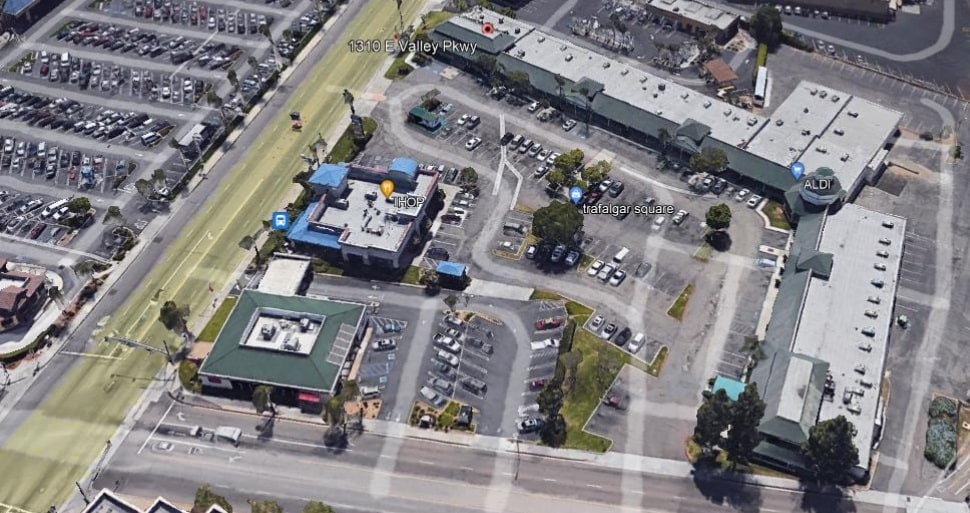 More Photos Of 1310-1328 E Valley Pky, Escondido Freestanding For Lease