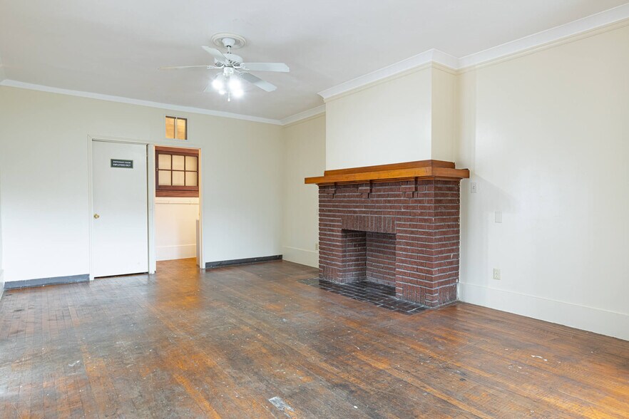 More Photos Of 3000 E 3rd St, Dayton Storefront Retail Residential For Sale