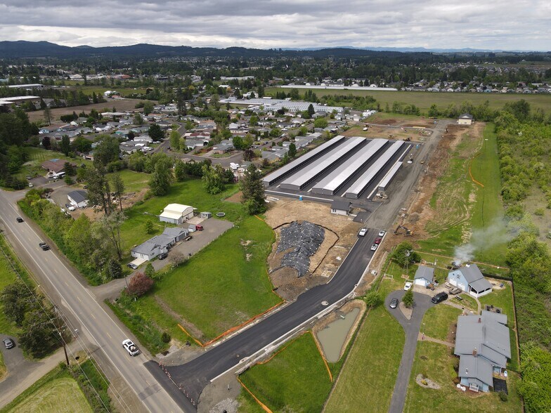 More Photos Of 12755 Clow Corner Rd, Dallas Self Storage For Sale