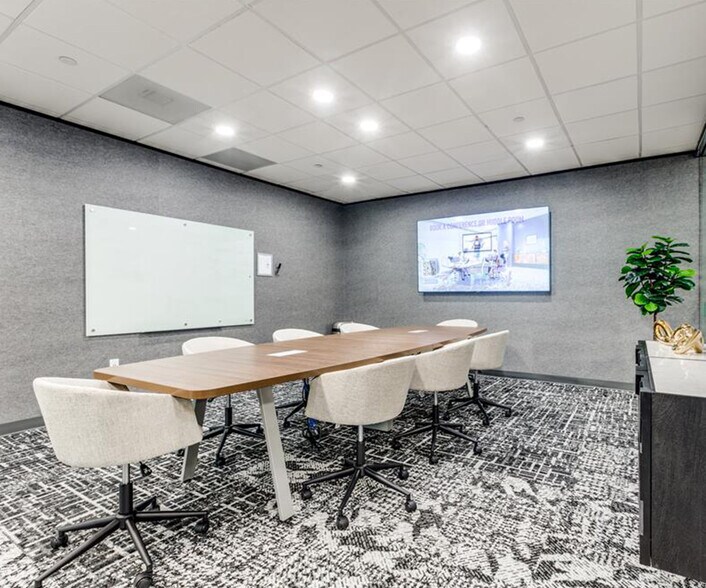 More Photos Of 11011 Richmond Ave, Houston Coworking Space