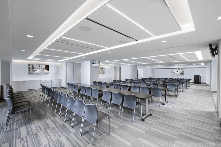 More Photos Of 1201 Pennsylvania Ave NW, Washington Office For Lease