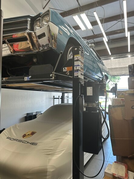 More Photos Of 16131 Performance, Naples Flex For Sale