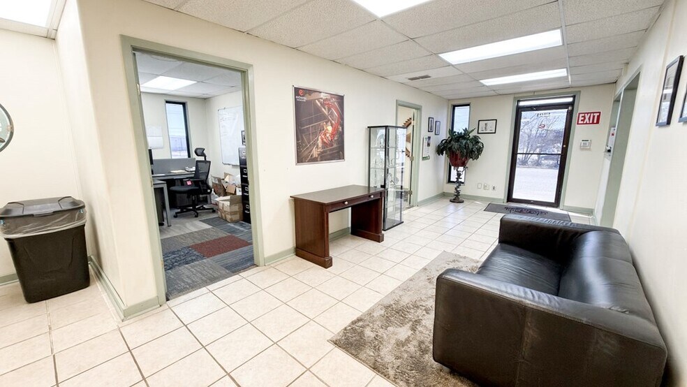 More Photos Of 1391 Flat Creek Rd, Athens Flex For Sale