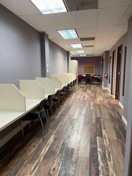 More Photos Of 7226 Sepulveda Blvd, Van Nuys Coworking Space