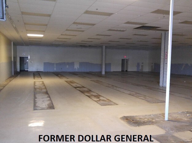 More Photos Of 1204 N State St, Gladwin Supermarket For Lease