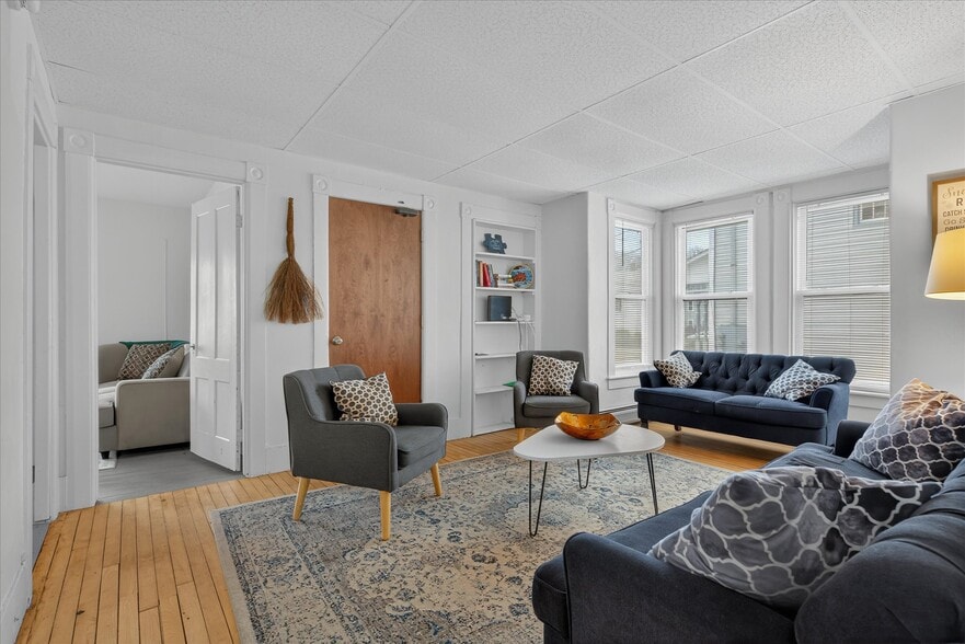 More Photos Of 61 Pleasant St, Ludlow Apartments For Sale