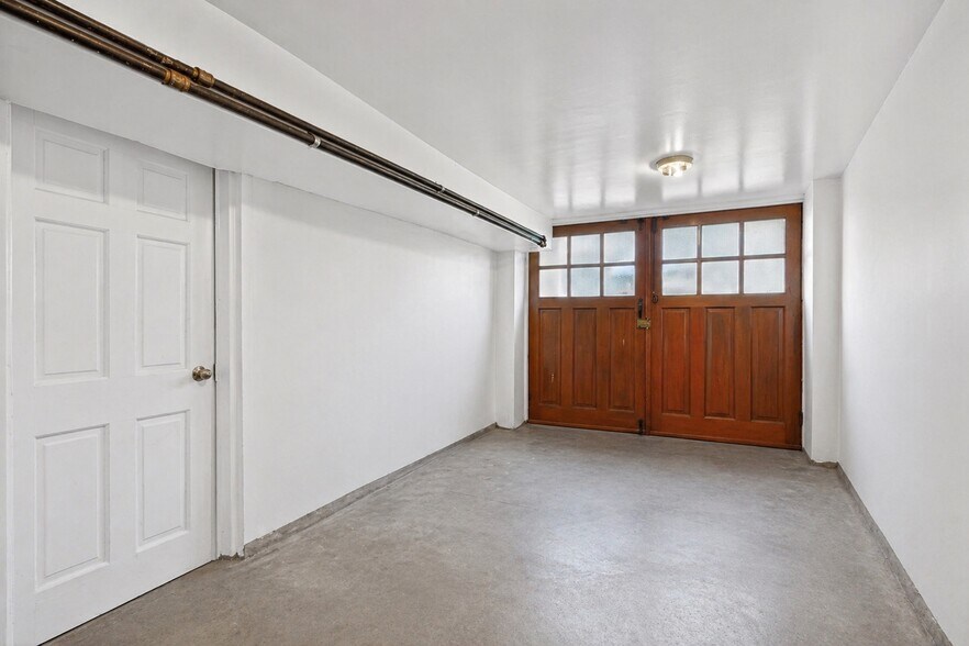 More Photos Of 655 76th St, Brooklyn Healthcare For Sale