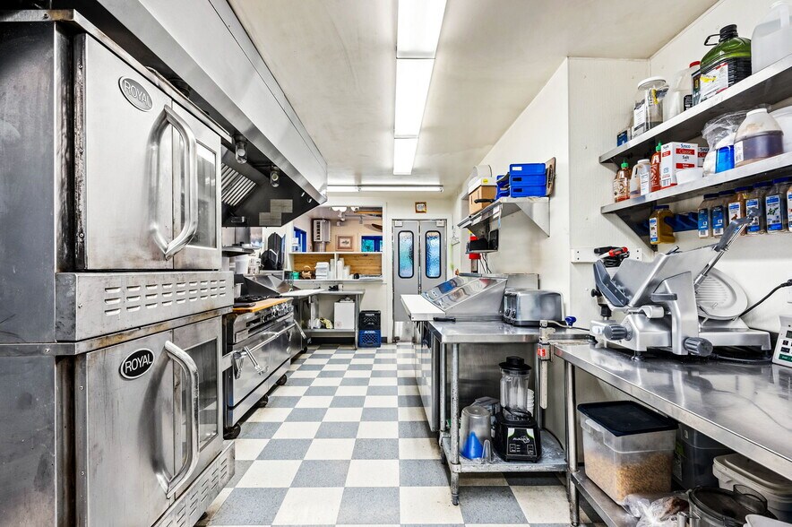 More Photos Of 4113 Main St, Fish Creek Storefront Retail Residential For Sale