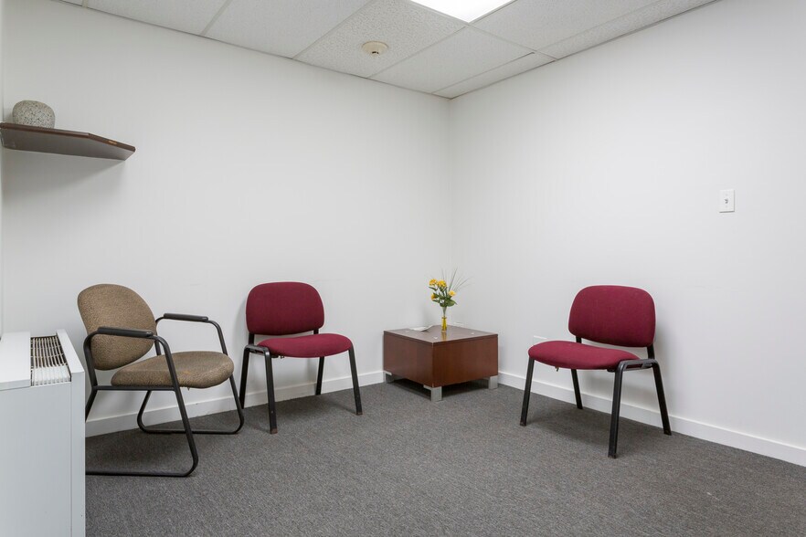 More Photos Of 1835 N 19th Ave, Melrose Park Medical For Lease