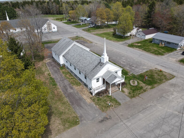 More Photos Of 1 Palm St, East Millinocket Religious Facility For Sale