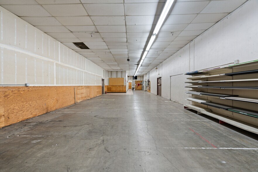 More Photos Of 1701 Airline Hwy, Hollister Freestanding For Lease