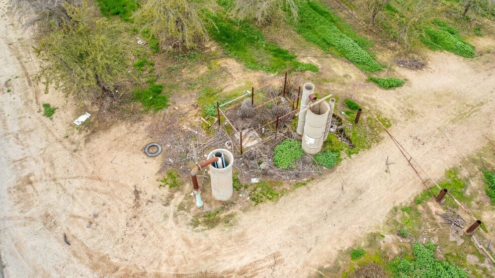 More Photos Of Sierra & N Kramer St ave, Earlimart Land For Sale