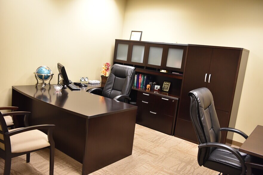 More Photos Of 3641 E 108th St, Chicago Medical For Sale