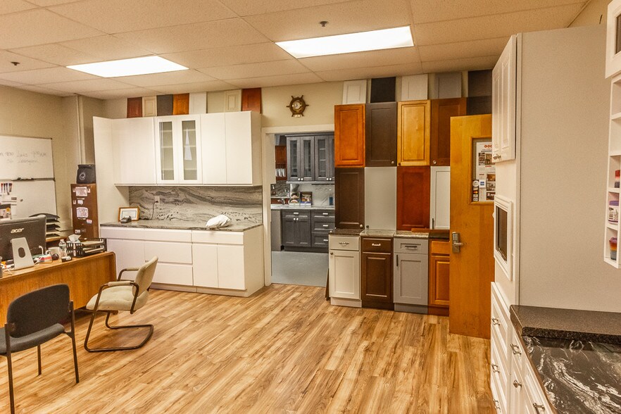 More Photos Of 89-91 Shelton Ave, New Haven Light Manufacturing For Lease