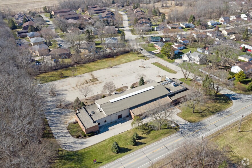 More Photos Of 2525 3 Mile Rd, Racine Research And Development For Lease
