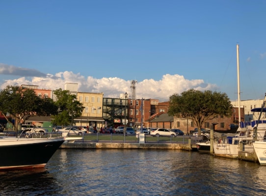 More Photos Of 215 W Main St, Washington Storefront Retail Office For Sale