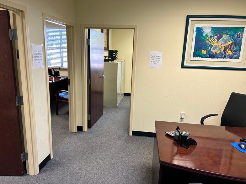 More Photos Of 1073 Willa Springs Dr, Winter Springs Office For Sale