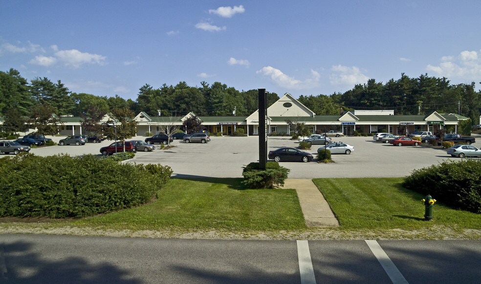 More Photos Of 127 Long Sands Rd, York Storefront For Lease