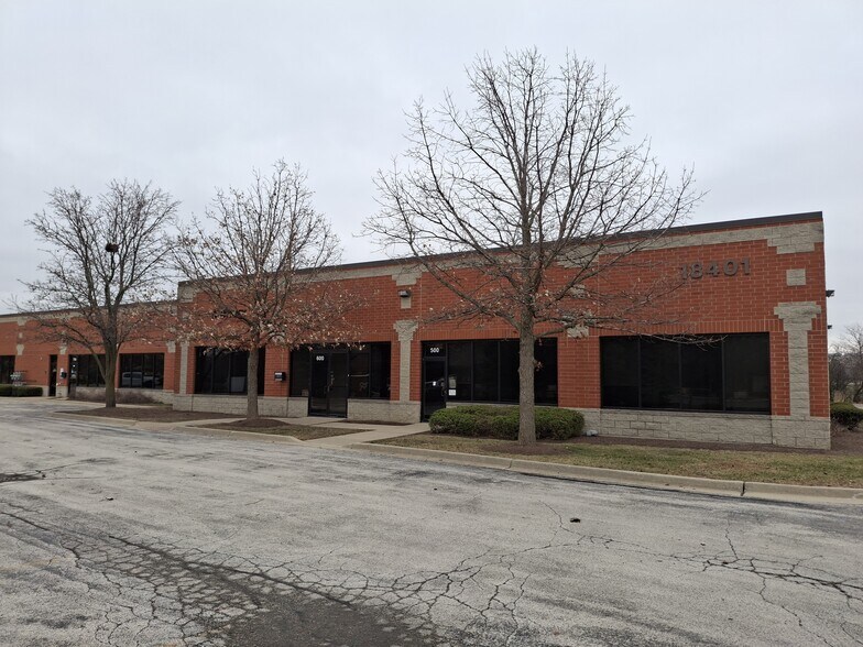 More Photos Of 18401 Maple Creek Dr, Tinley Park Medical For Lease