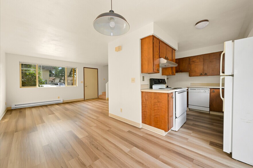 More Photos Of 3330 Northwest Ave, Bellingham Multifamily For Sale