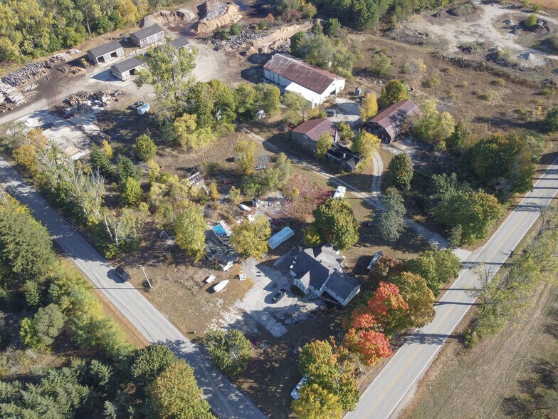 More Photos Of 5052 Reynolds Rd, Sturgeon Bay Flex For Sale