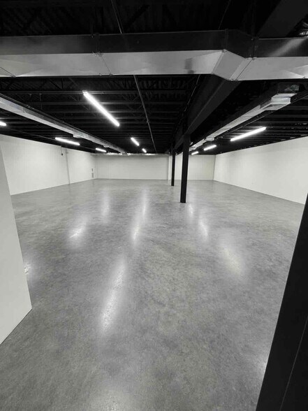 More Photos Of 151 River Rd, Montville Warehouse For Lease