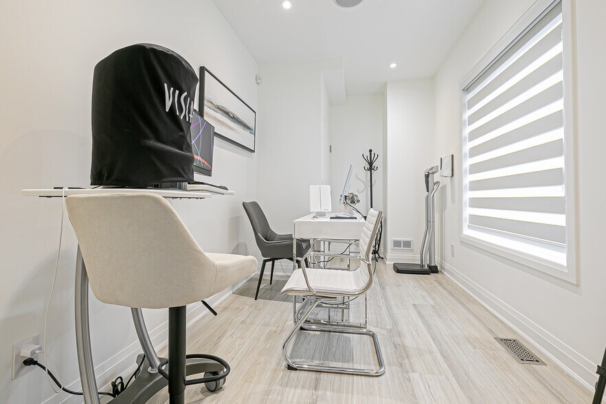 More Photos Of 72 Prospect St, Newmarket Office For Sale